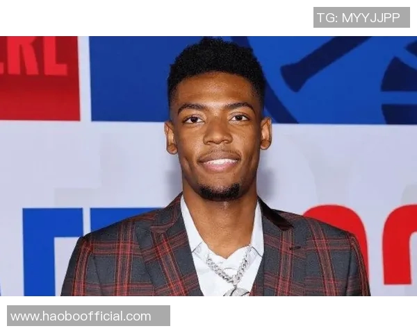 布兰登米勒表现出色19投8中罚球10中7贡献25分7助攻助力球队胜利